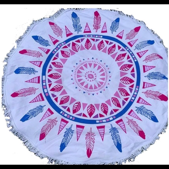 MERVIE BEACH PICNIC TOWELS.      Feather Light Design - Picture 1 of 2